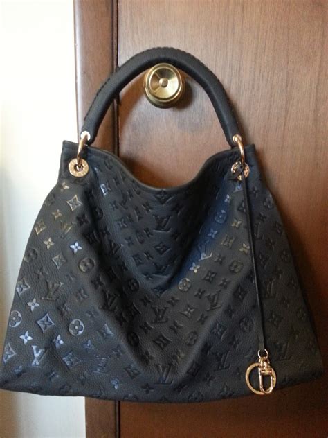 louis vuitton artsy mm replica black|louis vuitton artsy mm discontinued.